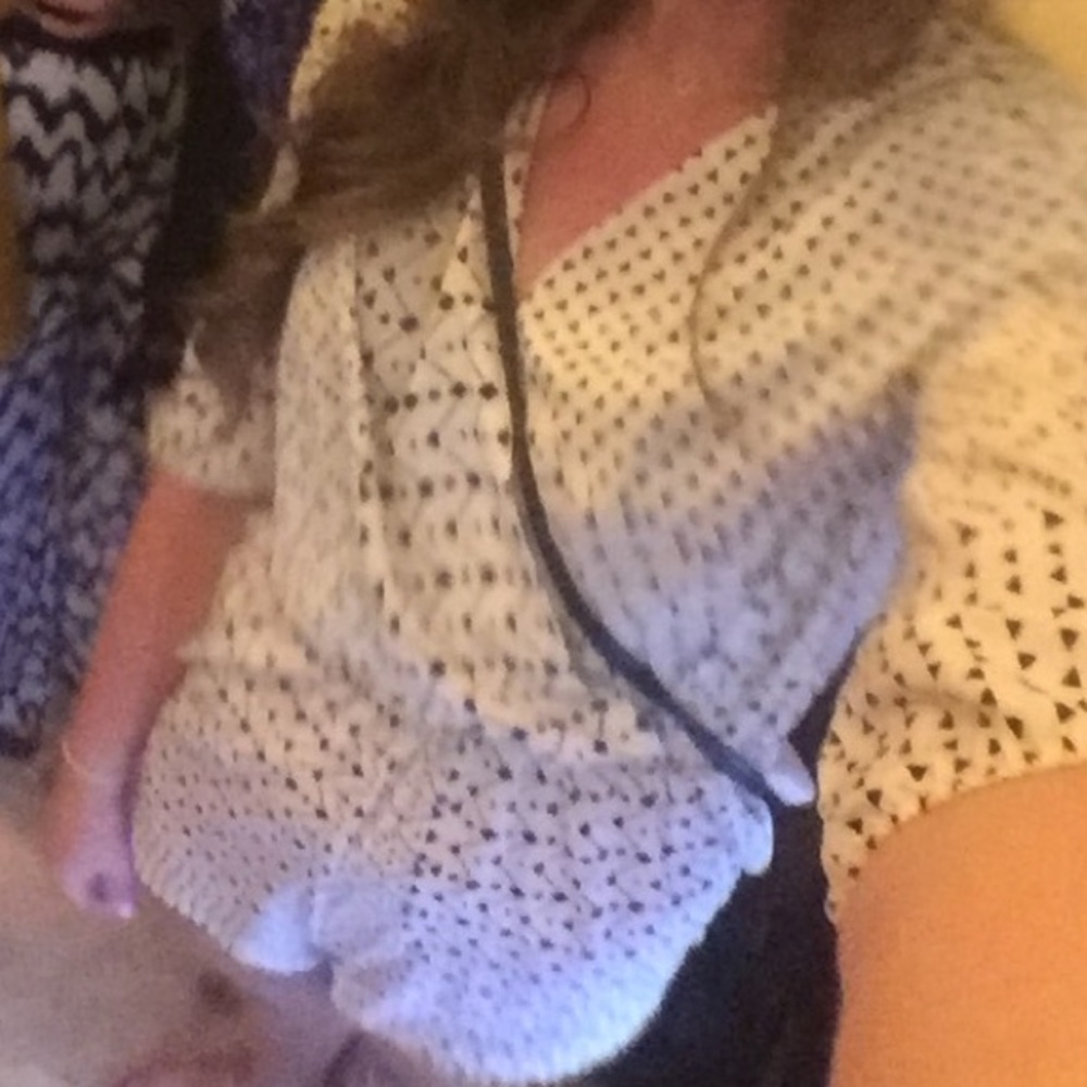 Patterned Romper - Picture 4 of 5